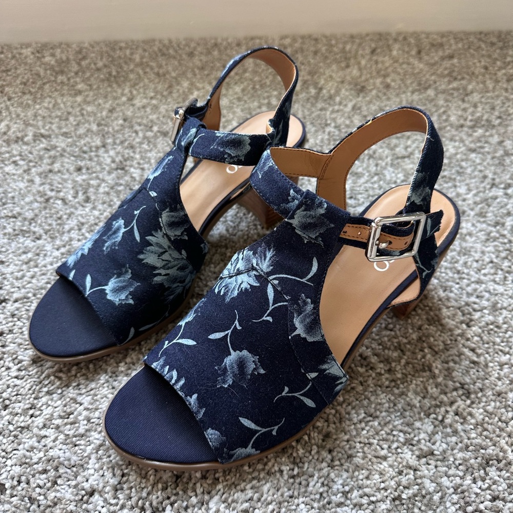 Franco Sarto Sandal Heels in Navy and Light Blue. Worn Once.